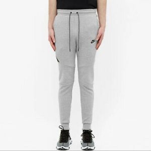 Mens Nike Tech Fleece Grey Joggers